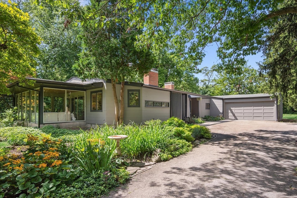 For Sale $1,550,000 • Co-Listing Agent