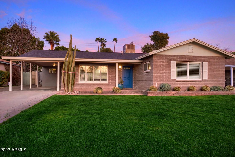 4019 N 44th Place, Phoenix, AZ 85018 - photo 1