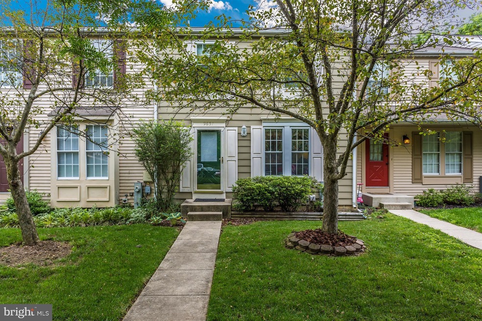 9651 Glendower Ct, Laurel, MD 20723 - photo 1