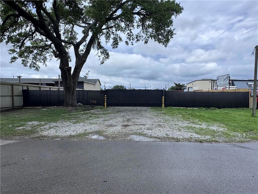 For Rent $1,200/month