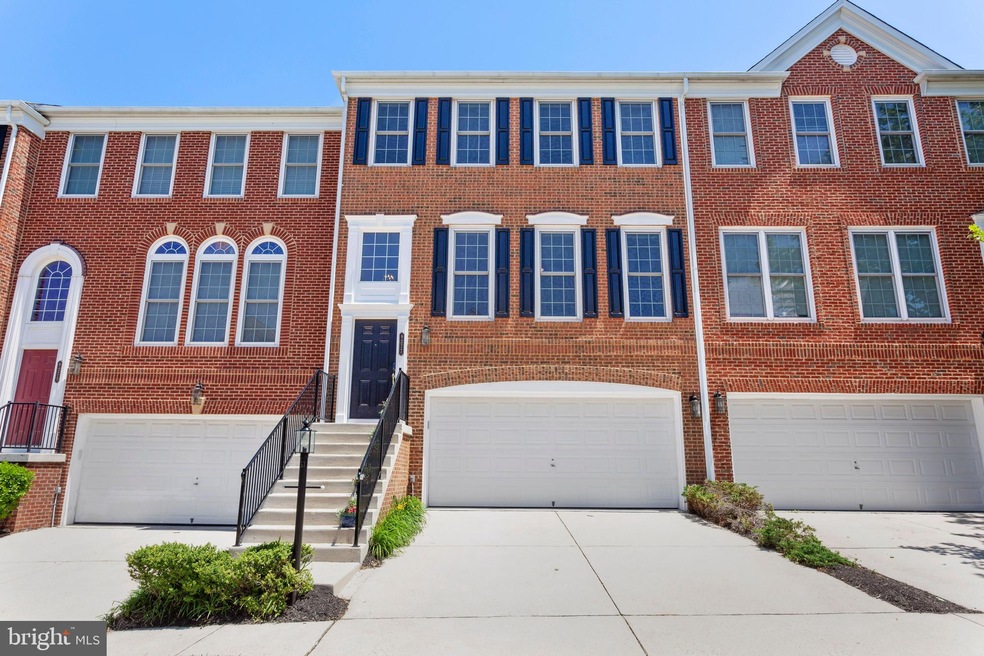 9277 Laurel Ridge Crossing Rd, Lorton, VA 22079 - photo 1