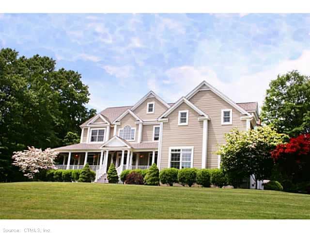 860 W River St, Milford, CT 06461 - photo 1