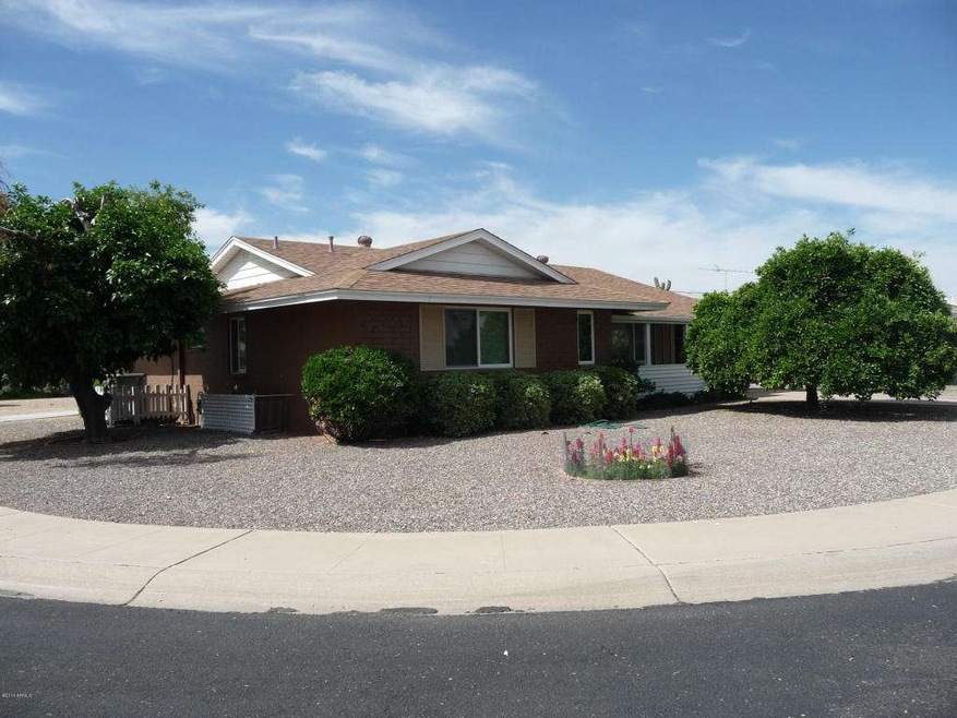 9917 W La Jolla Cir N, Sun City, AZ 85351 - photo 1