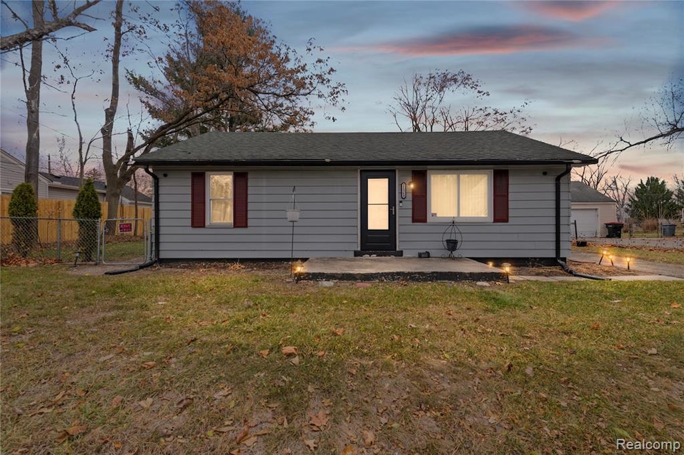 21360 Evergreen Rd, Southfield, MI 48075 - photo 1