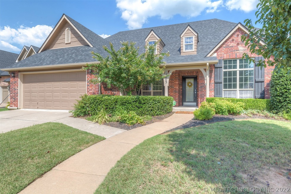 Exquisite Jenks Home with many, many upgrades! Pri