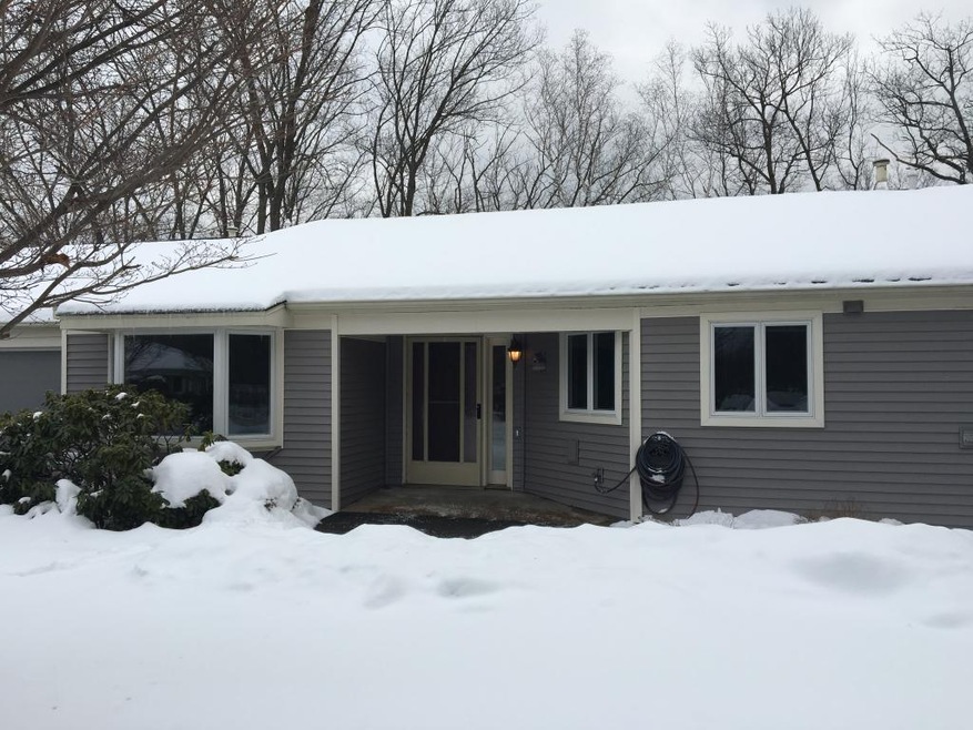 7 Walden Pond Dr, Nashua, NH 03064 - photo 1