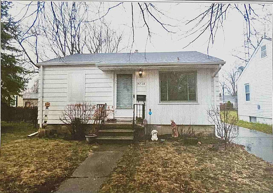 3714 Herrick St, Flint, MI 48532 - photo 1