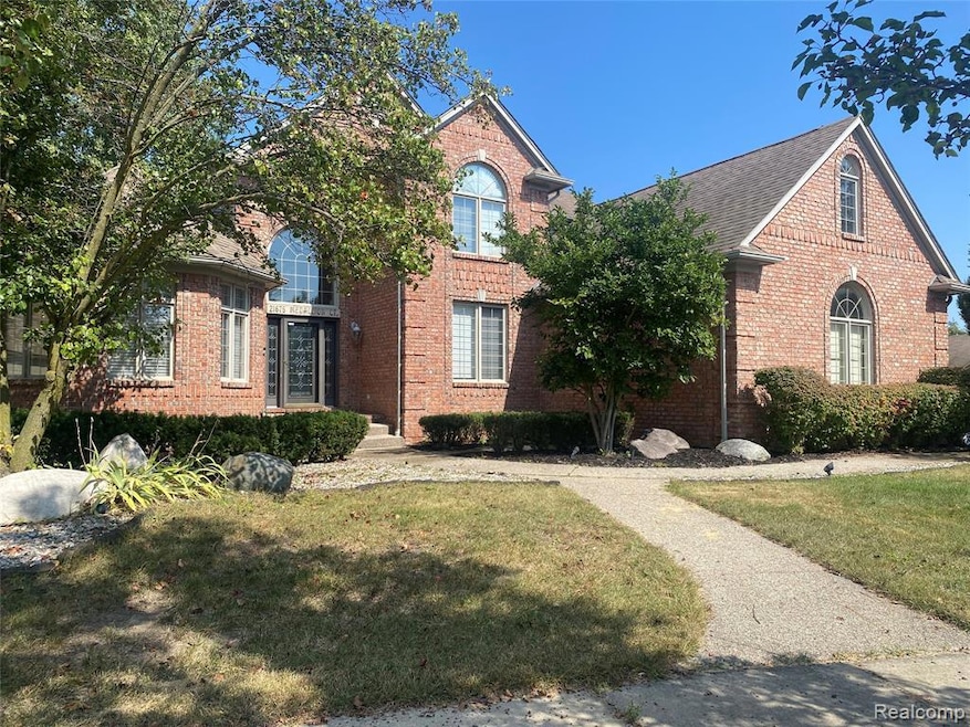 21675 Medallion Ct, Macomb, MI 48044 - photo 1