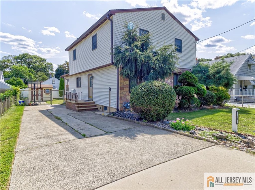 10 Muth St, South Amboy, NJ 08879 - photo 1