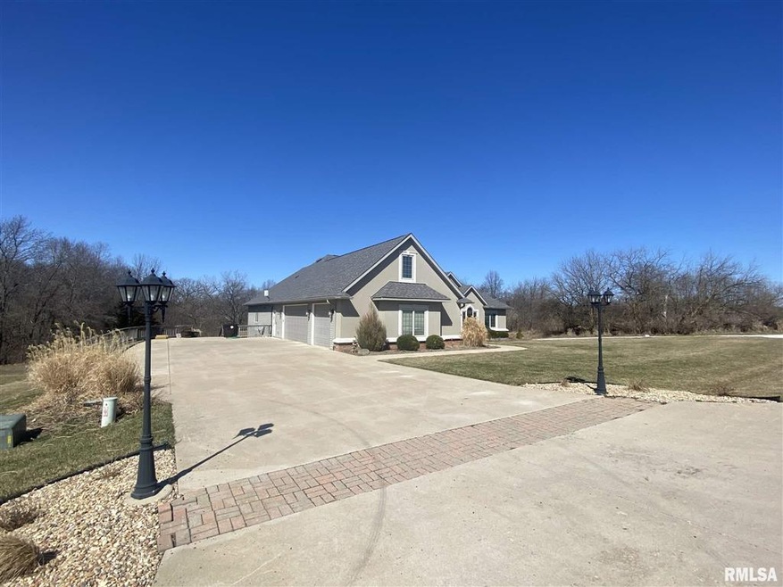 8717 W Schmitt Ln, Edwards, IL 61528 - photo 1