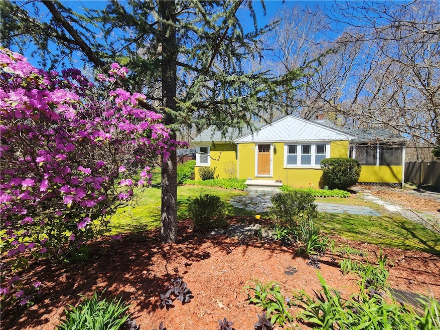 50 Plum Point Rd, Saunderstown, RI 02874 - photo 1