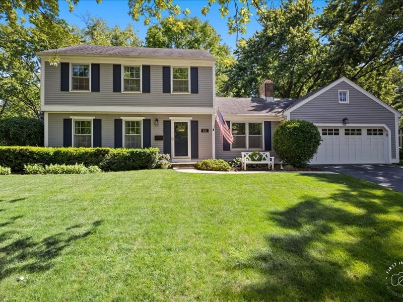 512 E 14th Ave, Naperville, IL 60563 - photo 1