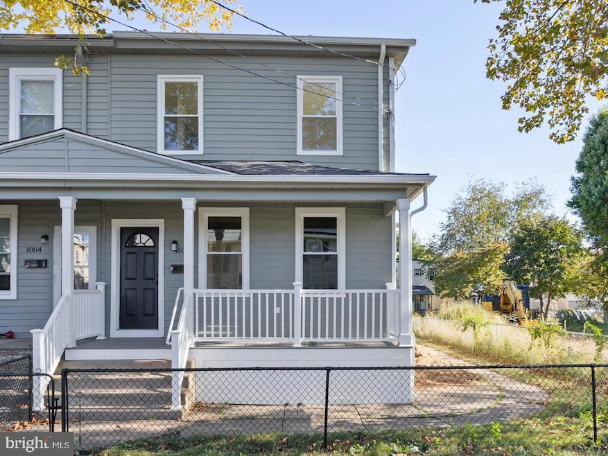 1006 W 3rd St, Florence, NJ 08518 - photo 1