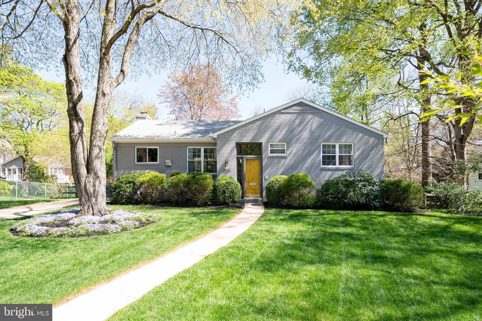 6224 Cheryl Dr, Falls Church, VA 22044 - photo 1