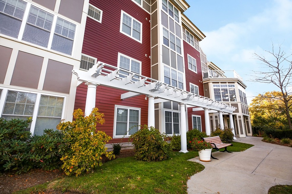 35 Commonwealth Ave unit 211, Chestnut Hill, MA 02467 - photo 1