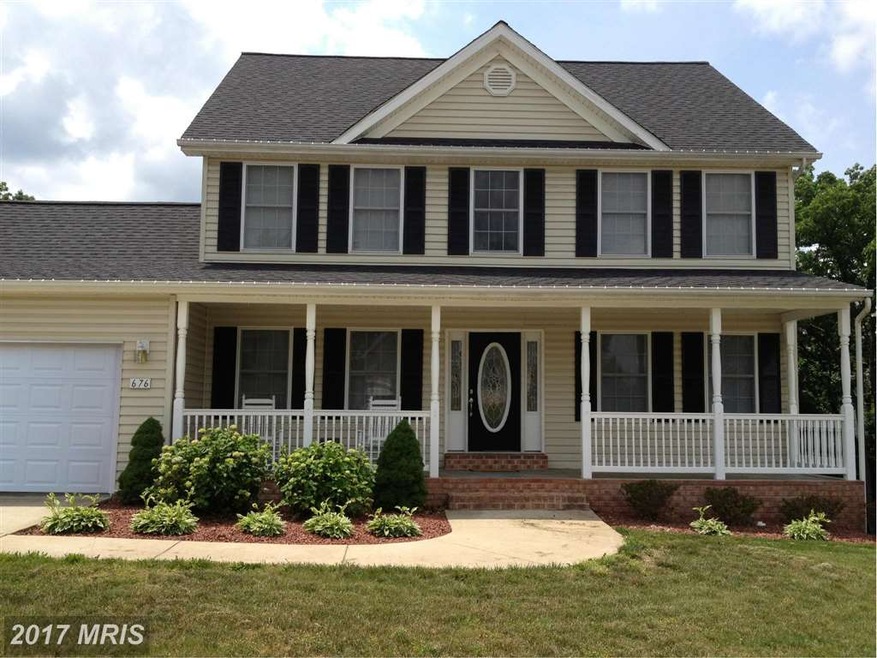 676 Crystal Ln, Strasburg, VA 22657 - photo 1