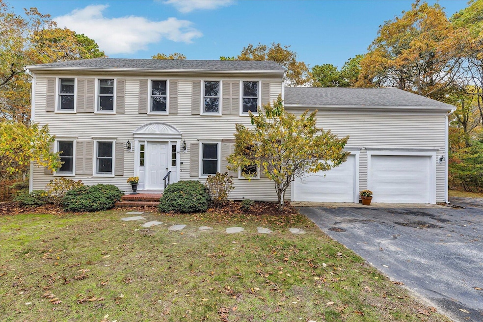 92 Brentwood Ln, Barnstable, MA 02675 - photo 1