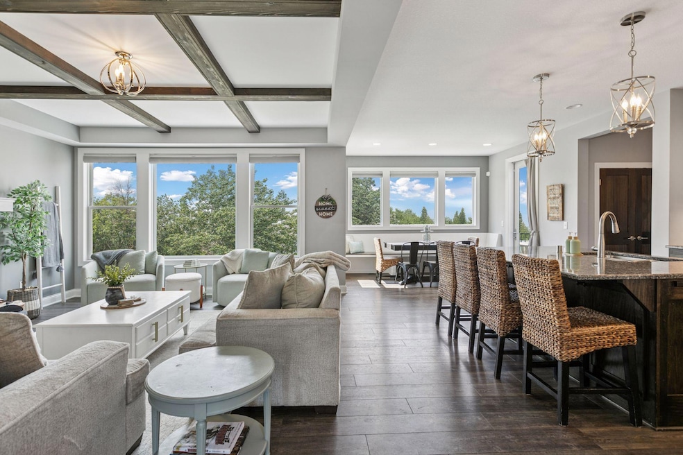 For Sale $725,000 • Co-Listing Agent