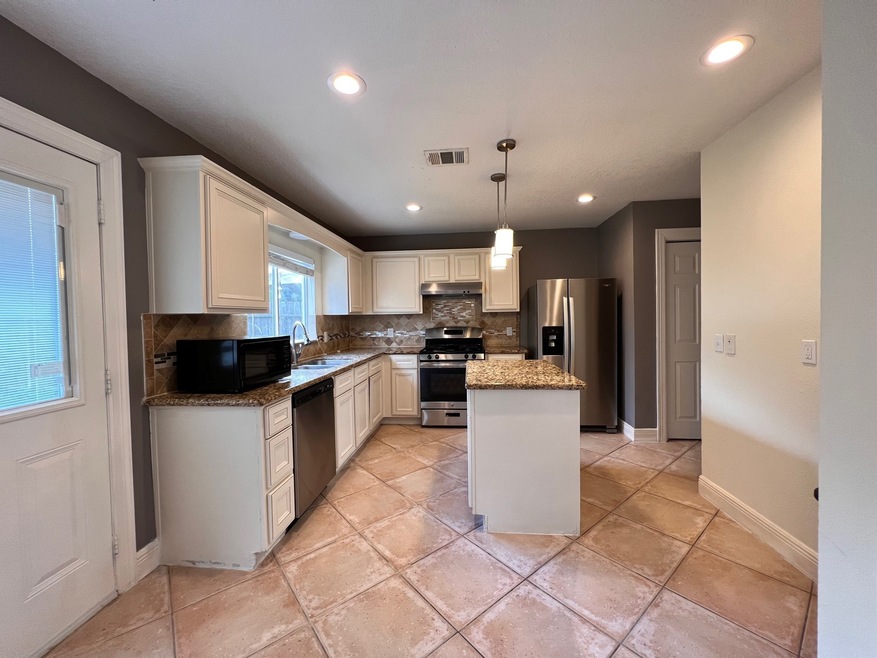 13311 Gendley Dr, Houston, TX 77041 - photo 1