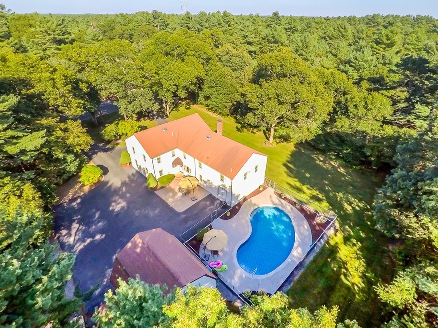 107 Rocky Meadow St, Middleboro, MA 02346 - photo 1