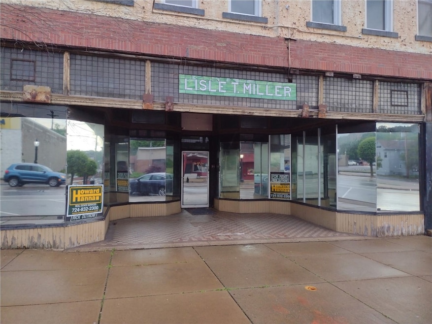 914 7th Ave, Beaver Falls, PA 15010 - photo 1