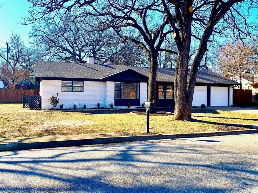 708 Annette Dr, Bedford, TX 76022 - photo 1