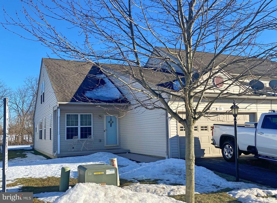 13 Cedarfield Dr unit 4, Gettysburg, PA 17325 - photo 1