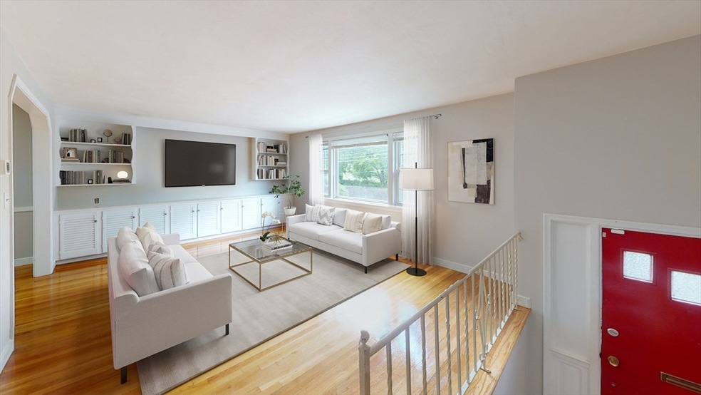 831 Lagrange St unit 831, West Roxbury, MA 02132 - photo 1