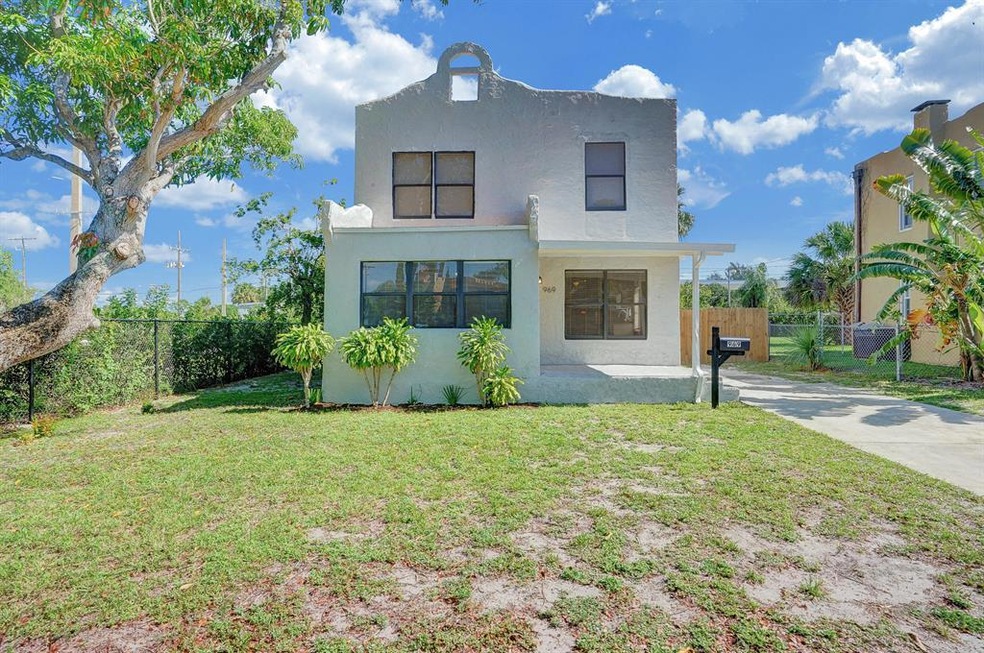 969 39th Ct, West Palm Beach, FL 33407 - photo 1