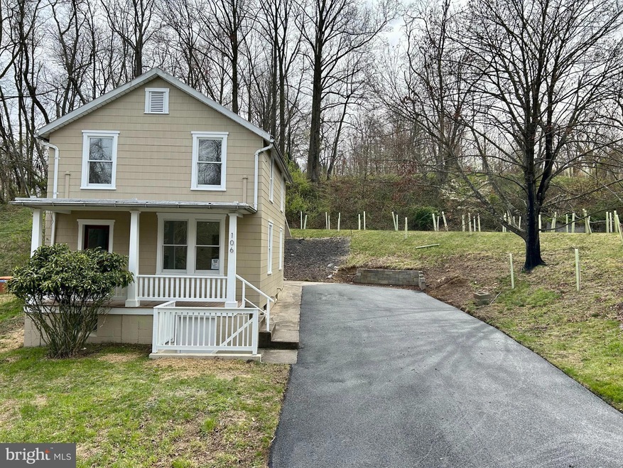 106 Greenwood St, Brunswick, MD 21716 - photo 1