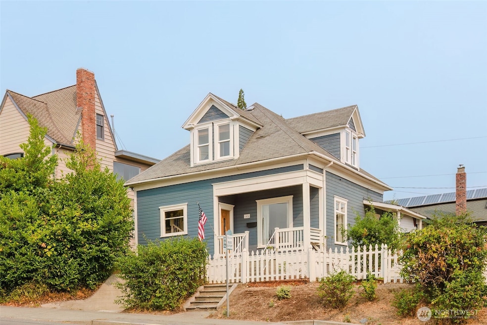 Pending $399,000 • Co-Listing Agent