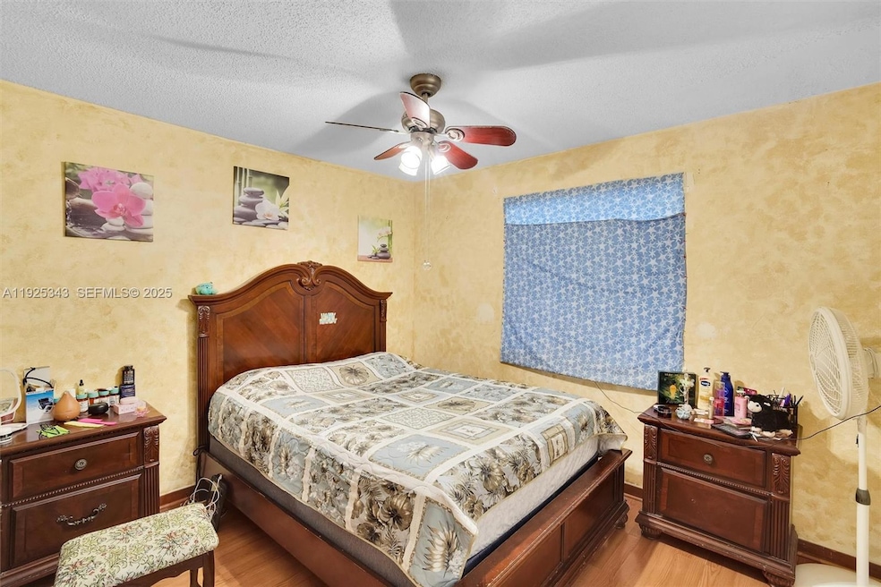 631 E 53rd St, Hialeah, FL 33013 - photo 1