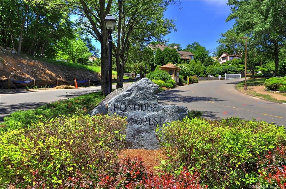 690 Forest Rd unit 582, West Haven, CT 06516 - photo 1