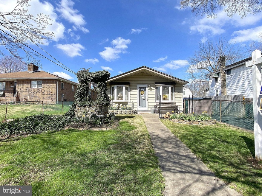 2218 Lodge Farm Rd, Sparrows Point, MD 21219 - photo 1