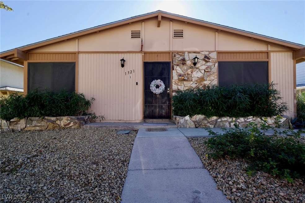 1321 Lorilyn Ave unit 1, Las Vegas, NV 89119 - photo 1