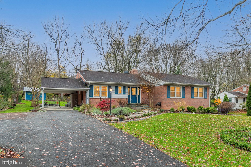 601 Blick Dr, Silver Spring, MD 20904 - photo 1