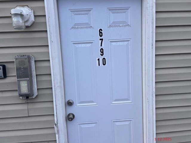 110 Branch St unit 7, Lowell, MA 01851 - photo 1