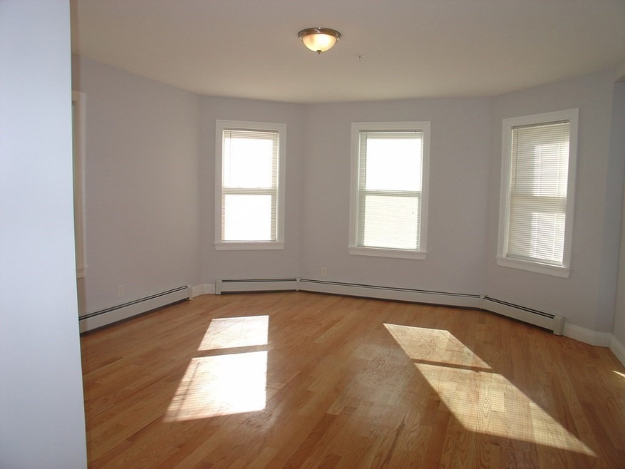 53 Middle St unit 1, Boston, MA 02127 - photo 1