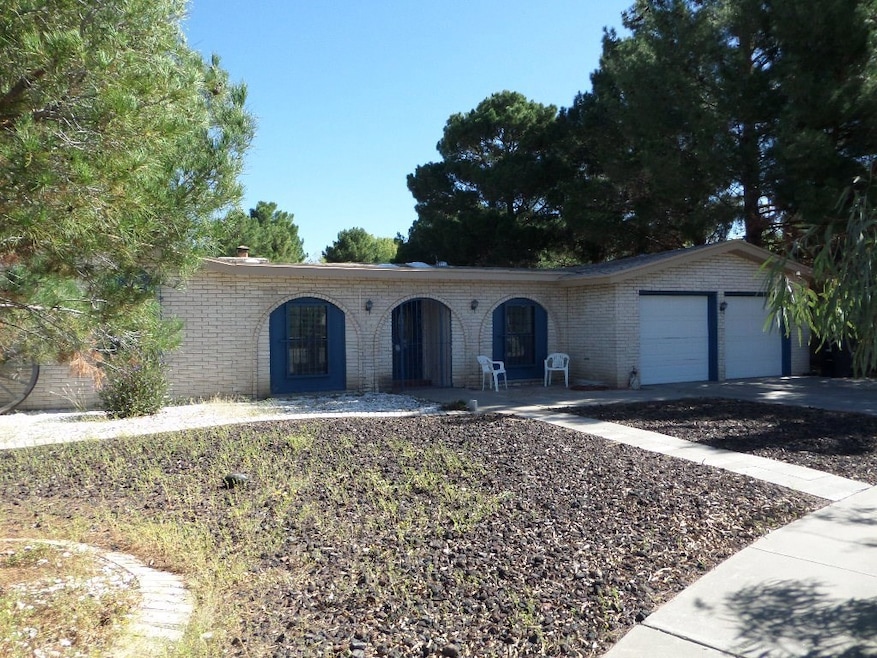 432 Linger Ln, Horizon City, TX 79928 - photo 1