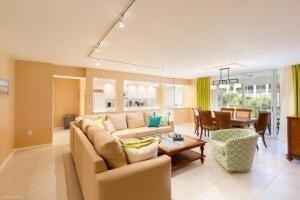 110 Half Moon Cir unit E2, Hypoluxo, FL 33462 - photo 1