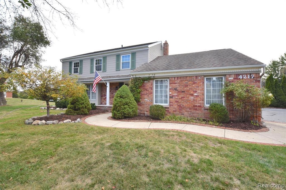 4217 Covered Bridge Rd, Bloomfield Hills, MI 48302 - photo 1