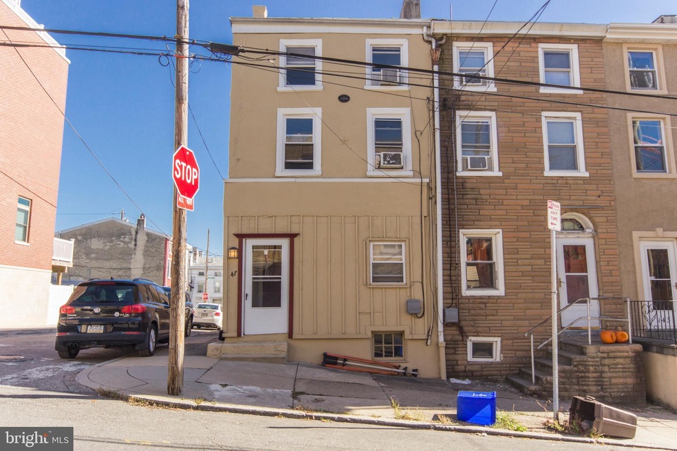 147 Green Ln, Philadelphia, PA 19127 - photo 1