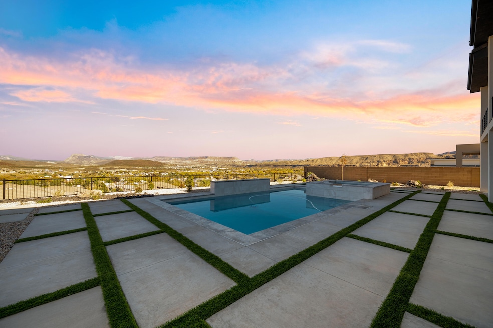 1670 725 S, Hurricane, UT 84737 - photo 1