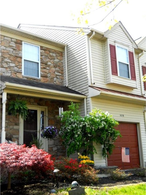 559 Creekside Dr, Souderton, PA 18964 - photo 1