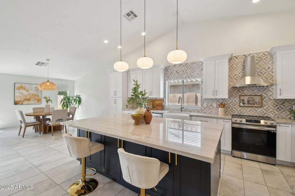 14-web-or-mls-S Amber St-0805-014