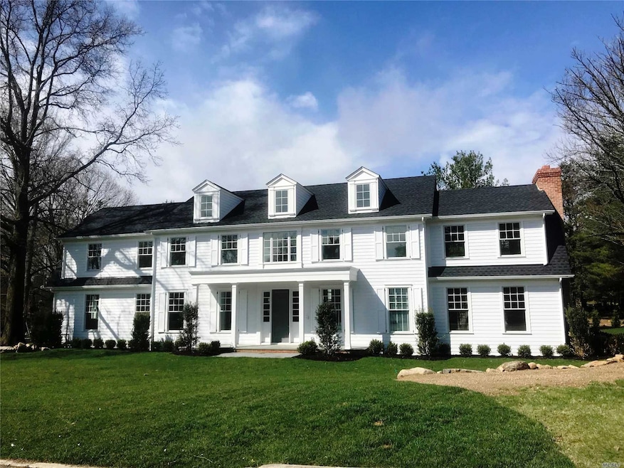 1 E Gate Rd, Port Washington, NY 11050 - photo 1