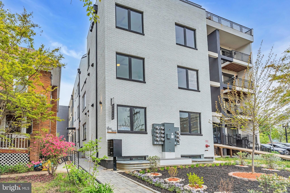 1103 Fern St NW unit 302, Washington, DC 20012 - photo 1
