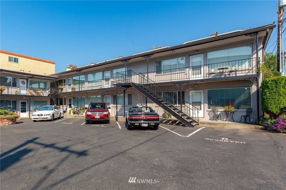 223 Dayton St unit 6, Edmonds, WA 98020 - photo 1