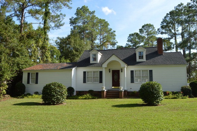 502 E Wallace St, Sylvester, GA 31791 - photo 1