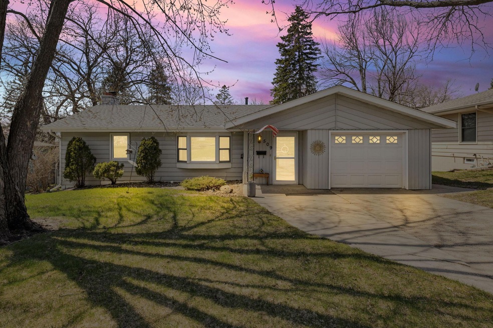 509 3rd Ave N, Sauk Rapids, MN 56379 - photo 1